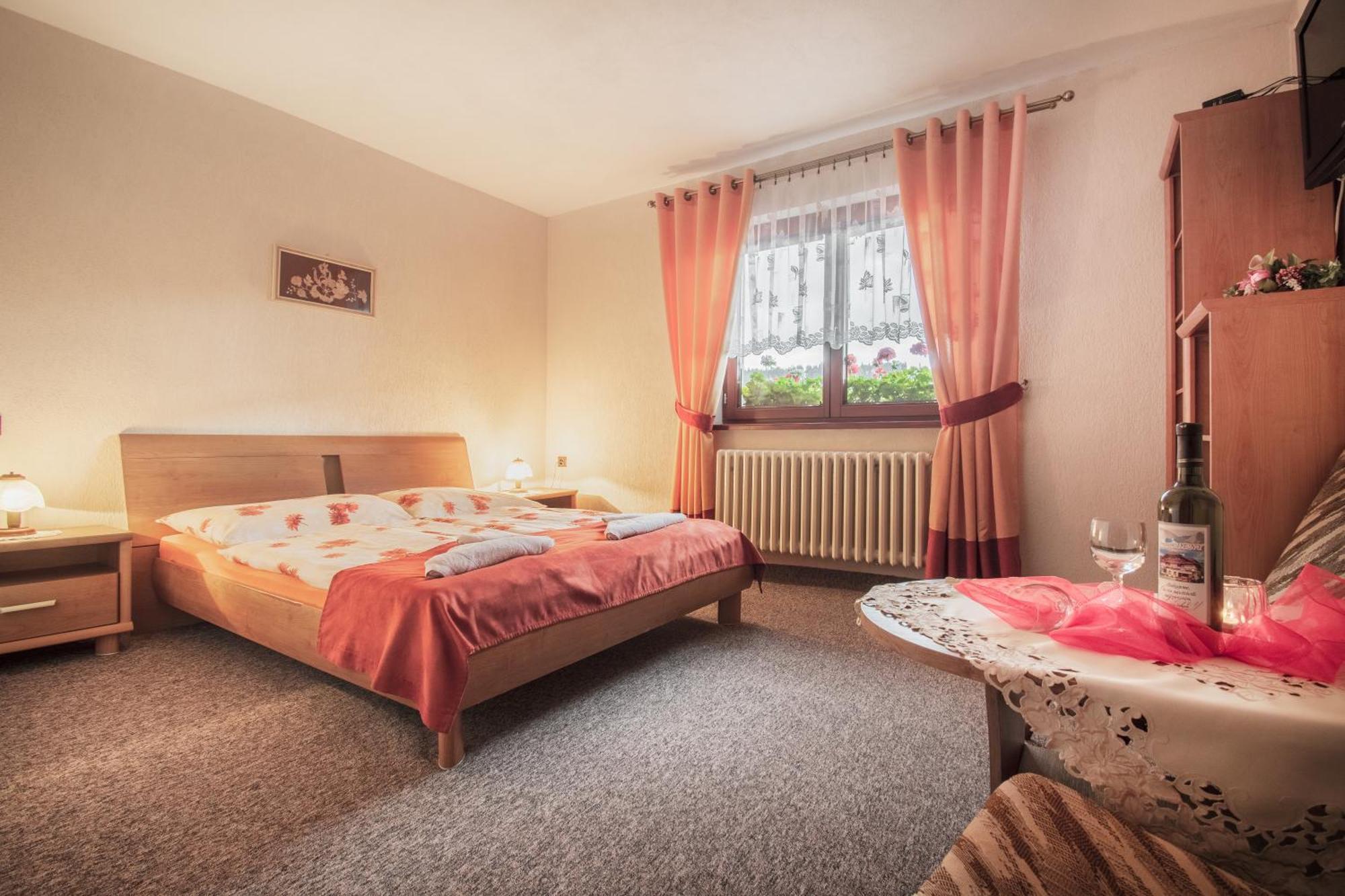 Penzion Deny Ždiar Exterior foto