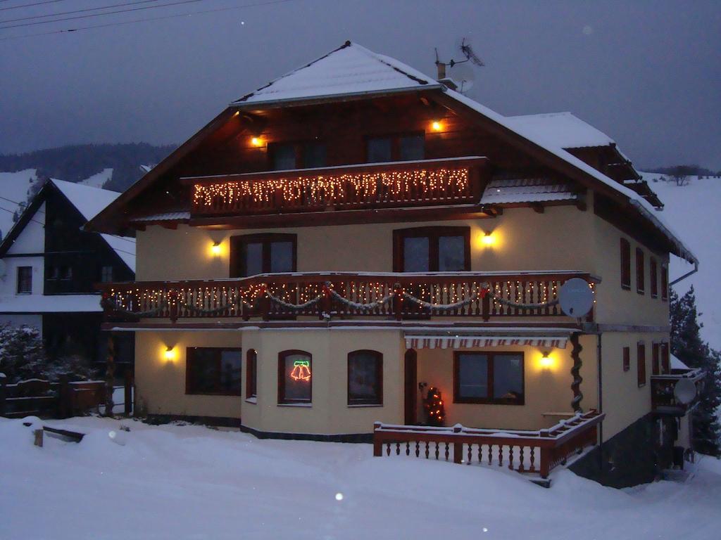 Penzion Deny Ždiar Exterior foto