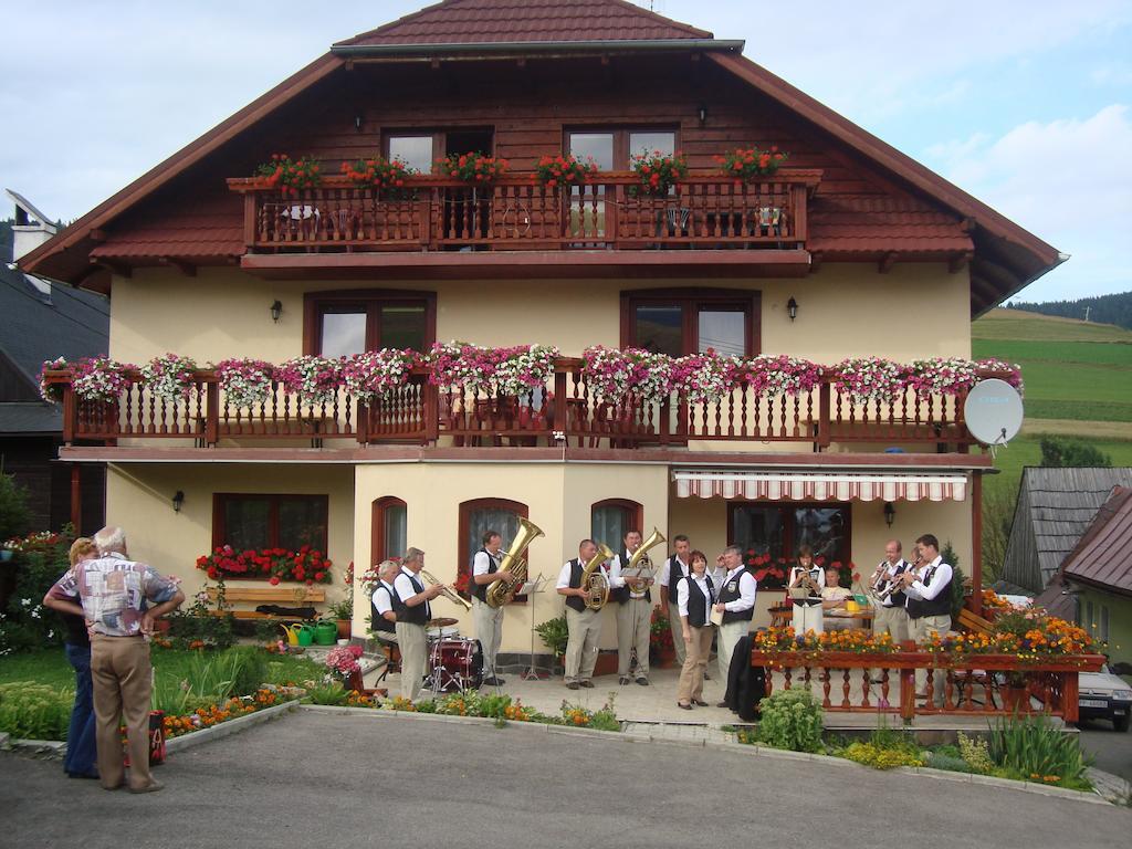 Penzion Deny Ždiar Exterior foto