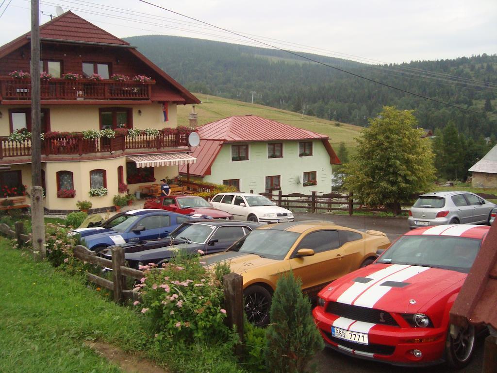 Penzion Deny Ždiar Exterior foto